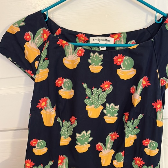 Emily and Fin Cactus Dress size S - Picture 2 of 5